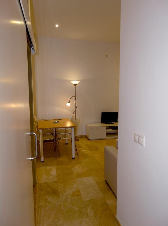 Minimalist Loft Center By Gms Apartamentos Kordoba Bagian luar foto